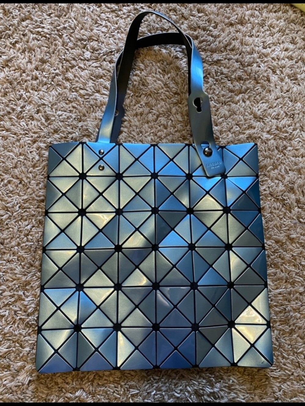 EUC Issey MiyakBao Bao Tote Bag Lucent Metallic Iridescent Blue / Blue-Grey